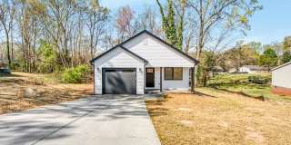 111 Iris Lane Gallery 1