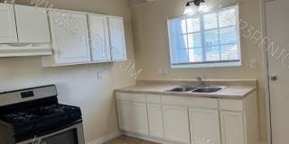 WEST LANCASTER 2BD/1BTH DUPLEX w/ BACKYARD Gallery 7