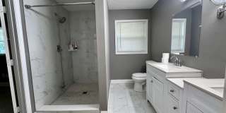 double lake front 4/2 house with swimming pool Gallery 22