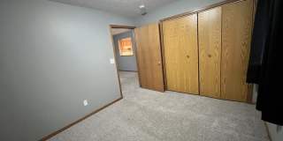 413 W Zeller Gallery 12