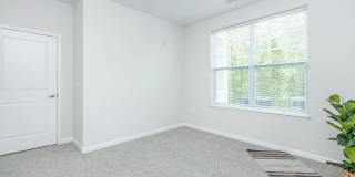 Riverstone Apartments at Long Shoals Gallery 53