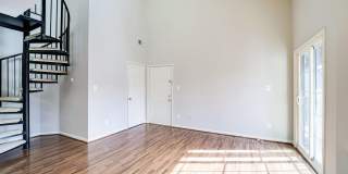 7012 IRWELL Lane Gallery 7