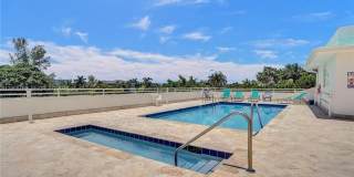 9156 Collins Ave Gallery 2