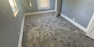 Large 4 bedroom 2 bathroom House Gallery 13