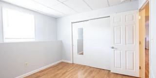 539 Admiral Street Gallery 17