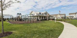 5 Bed, 3.5 Bath Home w/ 2 Car Garage in Harvest Point Gallery 36