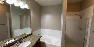 Summerlin 2 Bedroom Condo Gallery 21