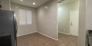 Attractive 3 bed, 2 bath home Gallery 30