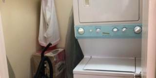 334 W Pearson Street Gallery 11