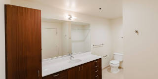 2121 Belmont Gallery 30