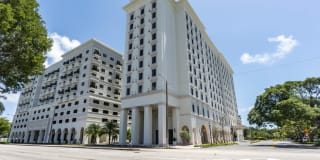 The Residences at Thesis Gallery 20