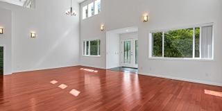 Bellevue Custom Built Home Gallery 7