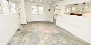 Inground swimming pool, Generac Generator, 3 bedroom 1.5 bath home in South Bend IN Gallery 23