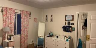 Spacious 5 Bed w/ Heat & Hot Water + Parking Available – Brighton Gallery 9