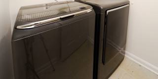 Rare 2BR 2BA 2 Level Condo With Garage Gallery 17