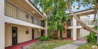 Bright & Spacious 1BR Retreat Near Beaches & Shopping Gallery 21