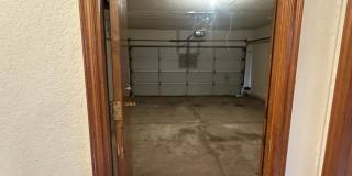4 Bed, 2.5 Bath Brick home with 2 car garage Gallery 16