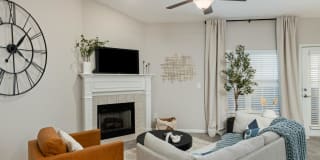 Jefferson Pointe Gallery 18