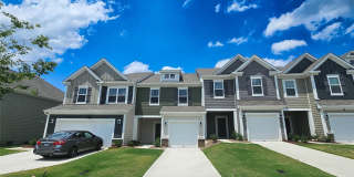 2744 Yeager Drive NW Gallery 1