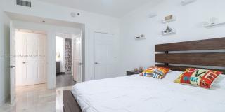 3165 Northeast 184th Street Gallery 19