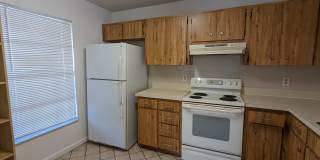 1130 Dover Ct Gallery 2