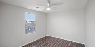 7135 W Rancho Drive Gallery 57