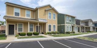Cottages on Lindberg - Student Housing Gallery 10