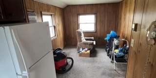 226 Beaver Avenue Northeast - D Gallery 1