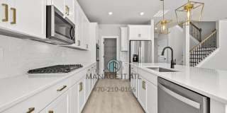 2859 Sweet Red Circle Gallery 25