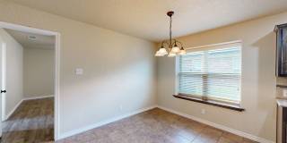2 WEEKS FREE RENT + $1,895 ONE STORY 4 BEDROOM WITH 3 FULL BATHS Gallery 20