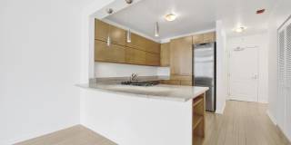 600 North Dearborn Street Gallery 3