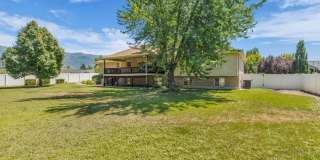 Spacious 5 Bed Kaysville Home with 3-Car Garage Gallery 53