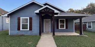 709 W Hull W 2nd Gallery 1