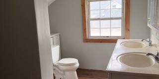 2512 N Maryland Ave Gallery 9