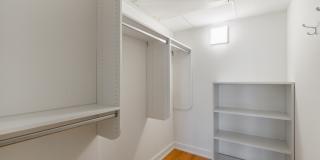 180 E Pearson Street Gallery 23