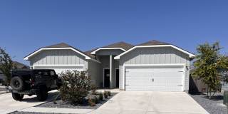 Luxury Duplex in Seguin! Gallery 1