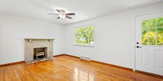 AVAILABLE AUGUST 1ST! STUNNING 3 BEDROOM IN BEECHVIEW! AVAILABLE AUGUST 1ST! STUNNING 3 BEDROOM IN BEECHVIEW! Gallery 5