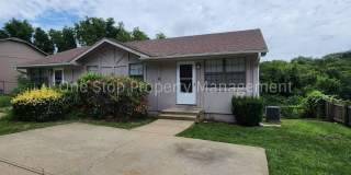 3 bedroom, 2 bathroom duplex in Lee's Summit, MO!! Gallery 1