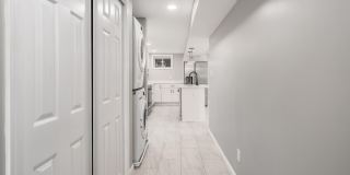 1319 C Street NE Gallery 22