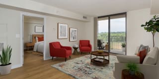 1401 Joyce on Pentagon Row Gallery 14