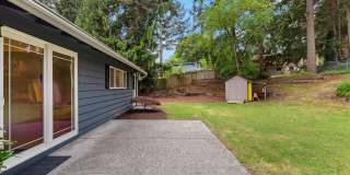 Remodeled Rambler with 2/Car garage, RV Parking and an Impressive Back Yard!!!!! Gallery 25