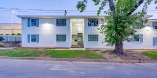 Charming 1-bedroom, 1-bath apartment located in the highly sought-after Rosewood area! - Apt 1 Gallery 23