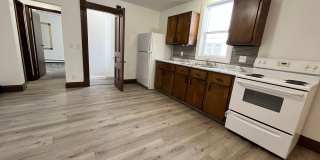 Newly Renovated Ground Floor 1 Bed Apartment! Gallery 7