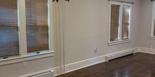 531 Queen Street Gallery 13