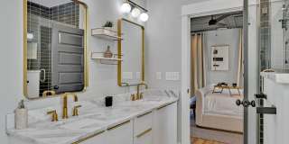 Gorgeous FULLY FURNISHED Home Just Off Charlotte Ave. Gallery 41