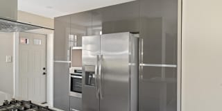 415 CITY Avenue Gallery 26