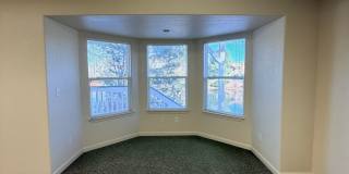 Beautiful Lakefront Home in the Vineyard! 55+ community Gallery 42