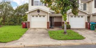 3/2.5 Crestview Townhome with Community Pool! NOW AVAILABLE! Gallery 1