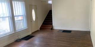 515 South Washington Street Gallery 4
