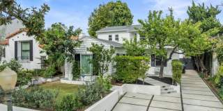 1320 Thayer Gallery 1